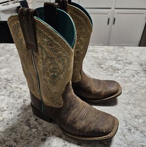 Ariat Kids Boots Brown and Gold